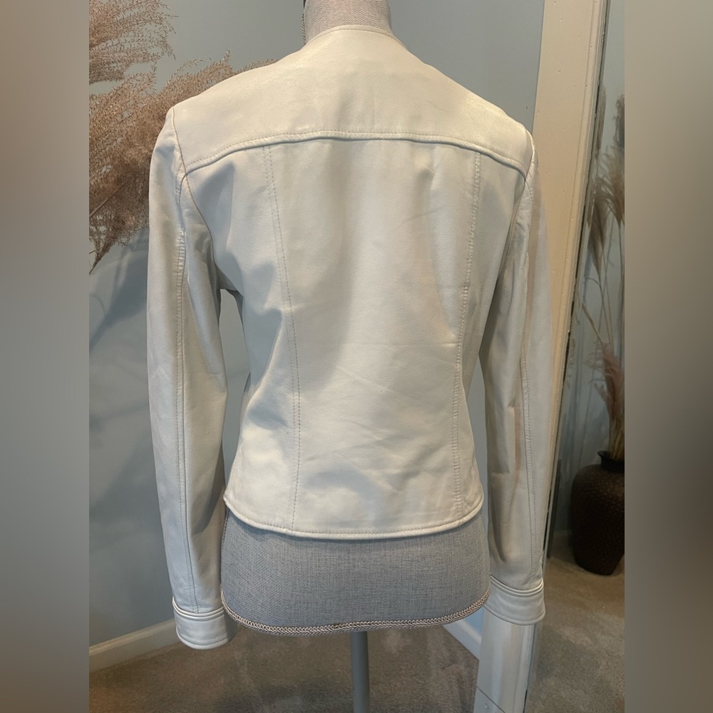 Off white Italian leather jacket. Size S - Picture 7 of 10